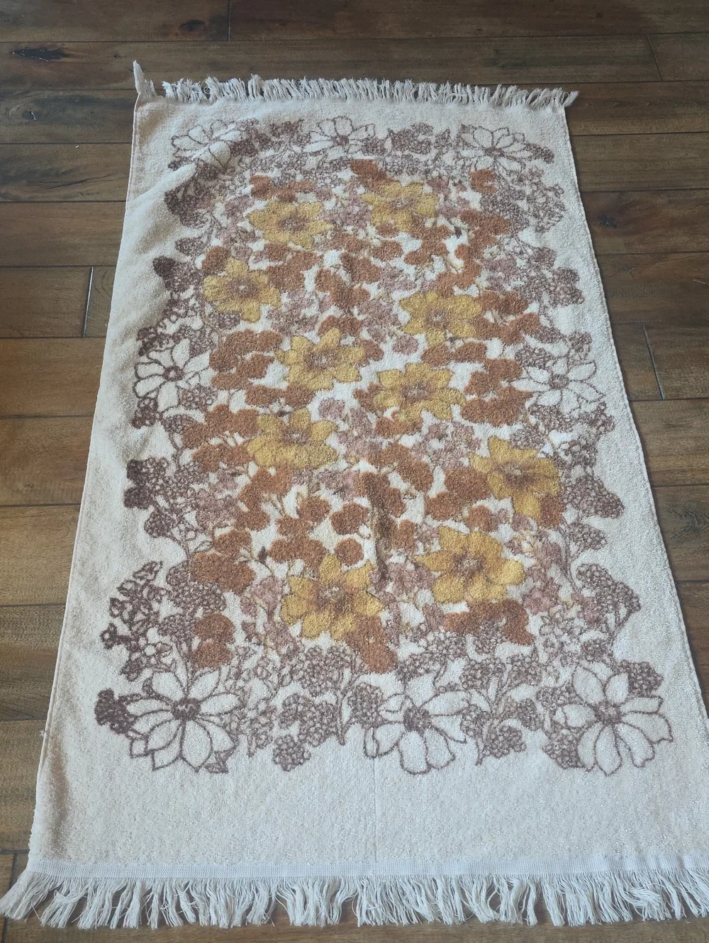 Cannon Dundee Set of 4 VTG Decorative Bath Towels Floral Fringe 70's